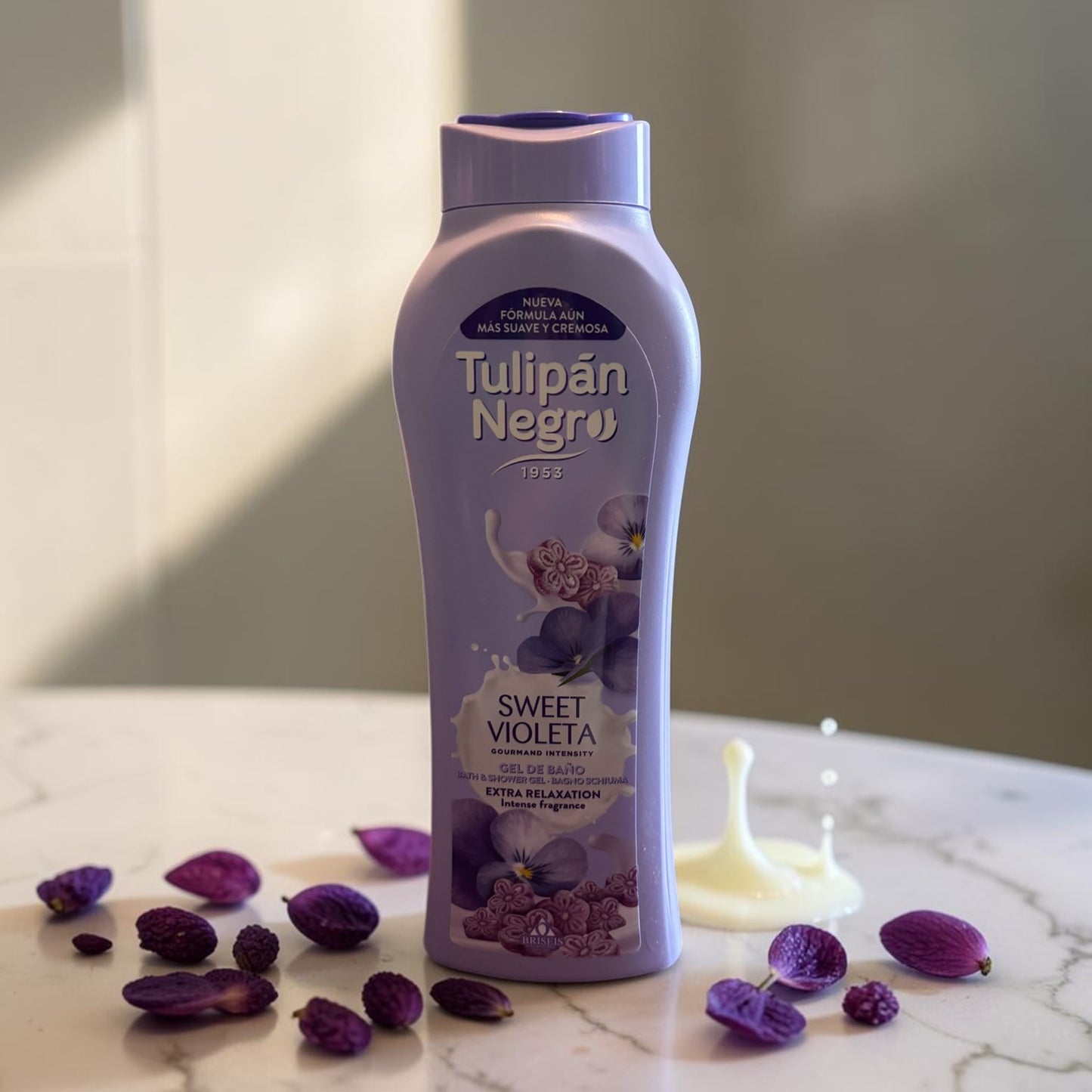 Gel douche . 650ml. Parfum SWEET VIOLETA (violette douce)