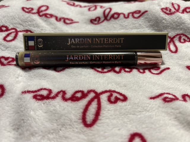 JARDIN INTERDIT . Inspiré de l'interdit de Givenchy  .35 ml