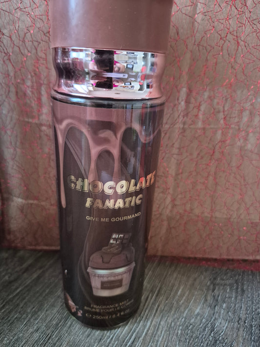Brume corps et cheveux 250ml.odeur gâteau au chocolat