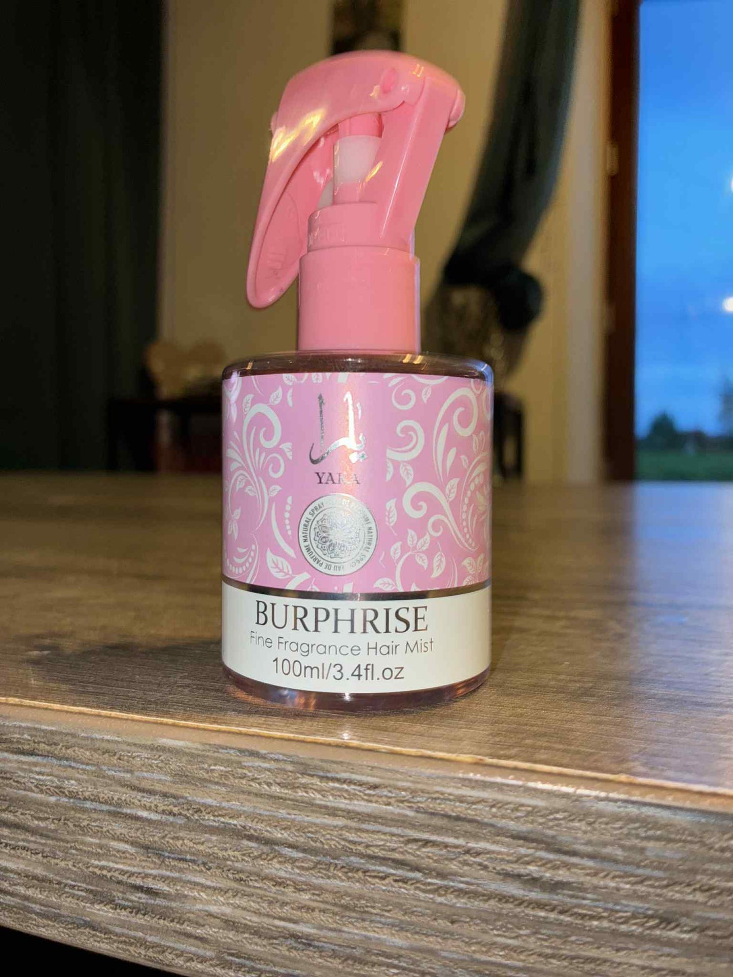 Brûme capillaire parfumée.yara rose.100ml